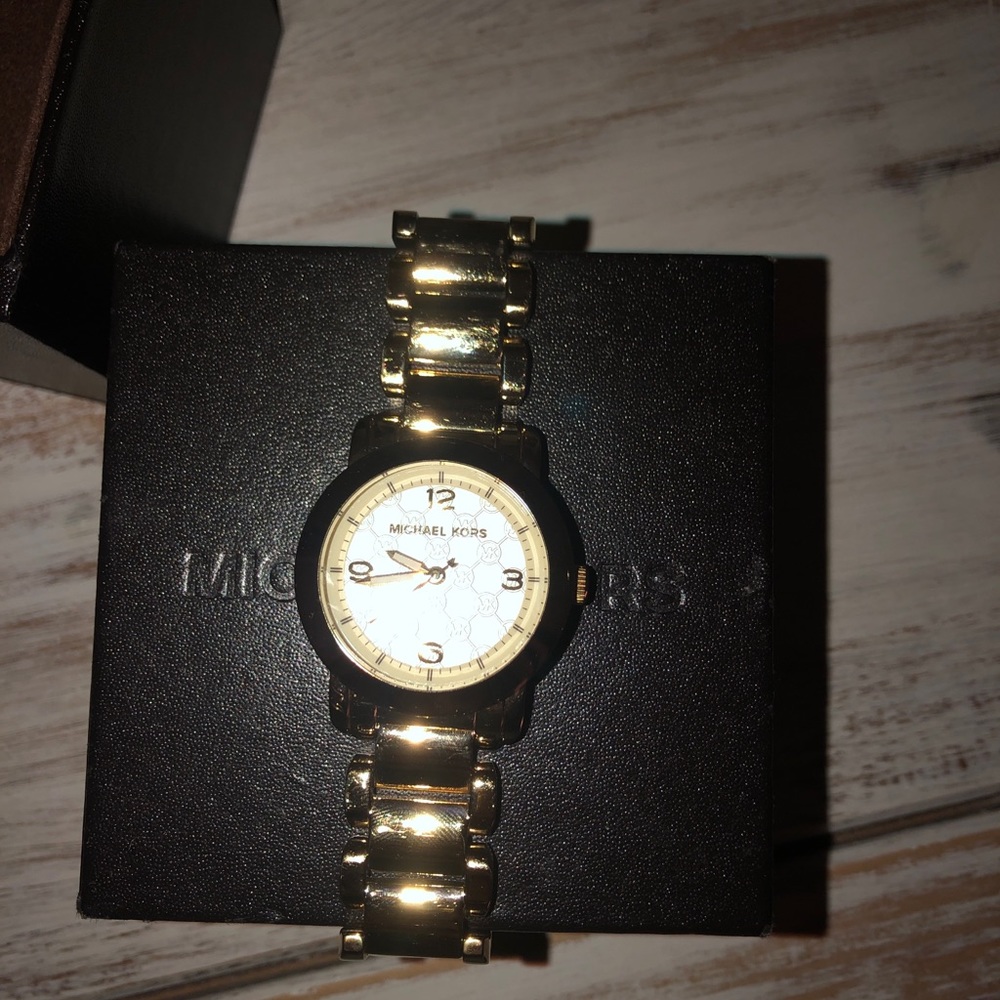 Barely worn Michael Kors Watch